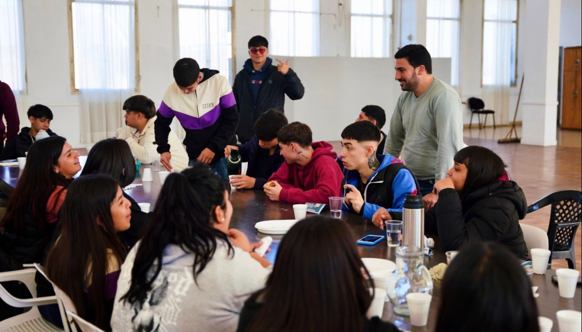 Egüen encabezó una nueva jornada del programa “Intendente por un día” en 25 de Mayo