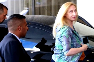 Así votó Karina Milei en Vicente López: mucha seguridad y sin declaraciones rutilantes