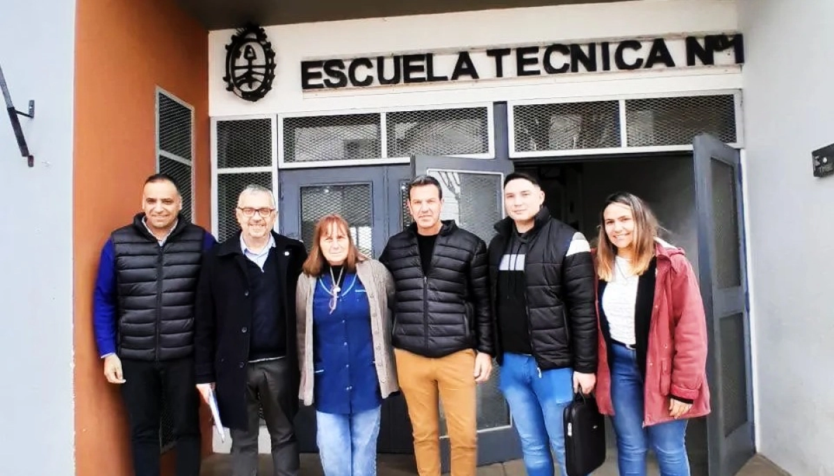 Roque Pérez anunció aumentos en las inversiones en fondos educativos para escuelas locales