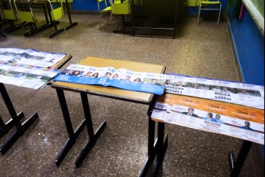 Elecciones bonaerenses: cómo será el protocolo para reponer boletas que faltan en el cuarto oscuro