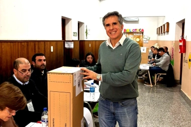Rivadavia: el intendente Martínez votó y celebró la “gran jornada democrática”