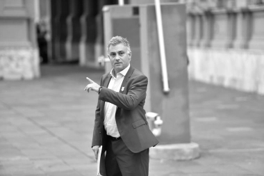 LLA en el Conurbano: Pareja encendió el fuego de la interna libertaria y lanzó a Los Inquebrantables