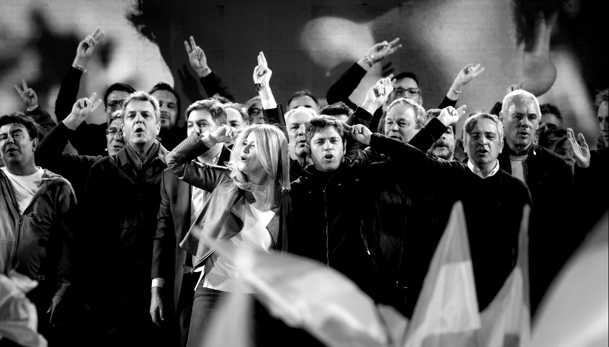 Kicillof cruzó el Rubicón peronista: apostó, ganó y se posicionó como el conductor del espacio
