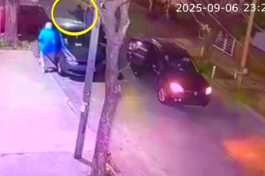 Más robos en Tres de Febrero: jóvenes encapuchados le cruzaron el auto y lo dejaron a pie
