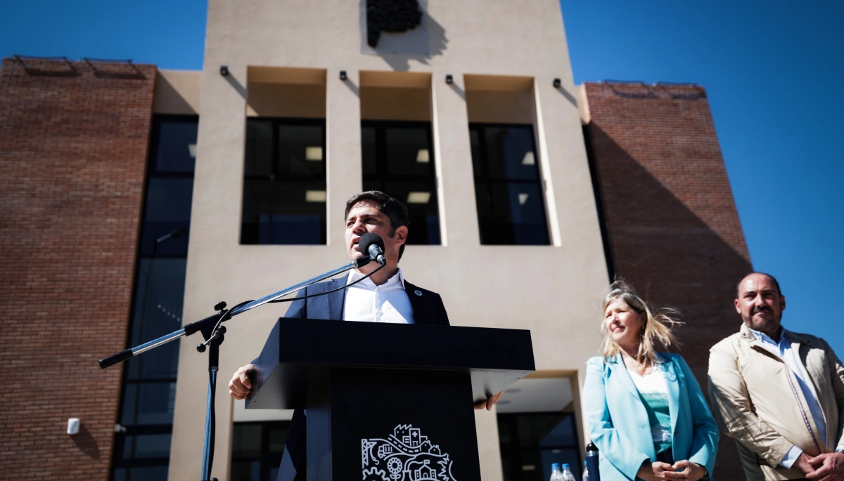 Tras el triunfo electoral, Kicillof reapareció en público: “El pueblo bonaerense le dijo que no a la motosierra”