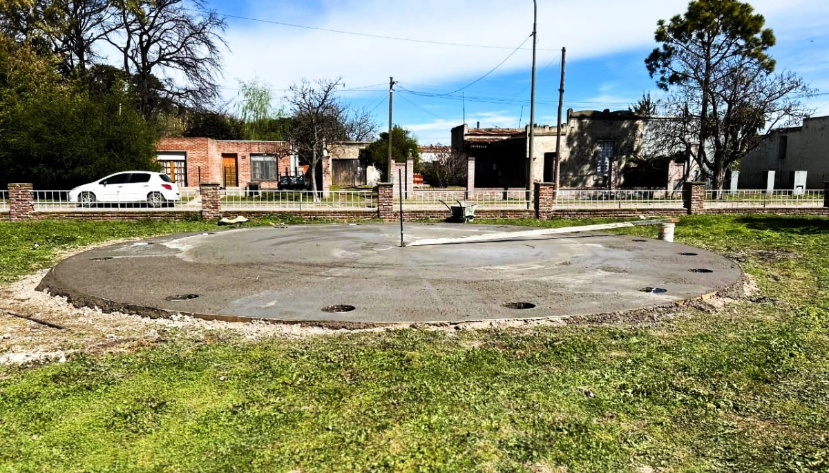 Adolfo Gonzales Chaves anunció la construcción de una pérgola en el Museo Histórico