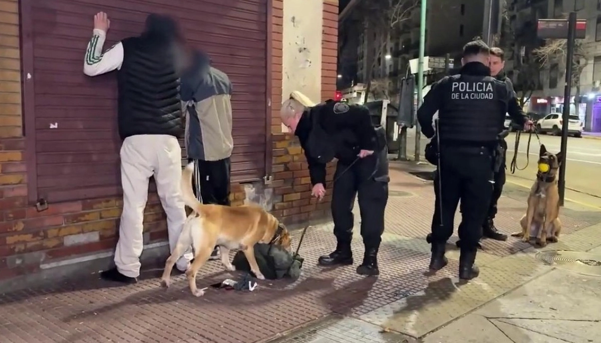 Tenía pedido de captura y lo detuvieron durante un operativo de saturación en La Boca