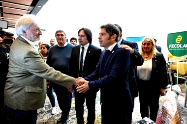 Kicillof en el Congreso del Coninagro: agradeció el apoyo del campo en las urnas y prometió medidas