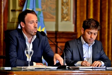 El Gobierno de Kicillof sale al mercado con bonos en pesos para aliviar las cuentas provinciales