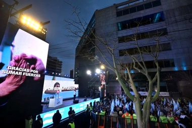 En unidad, Fuerza Patria tendrá su bunker en La Plata para esperar los resultados de las elecciones