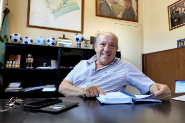 Como senador bonaerense electo, Paredi habló de un triunfo en octubre para marcarle el rumbo a Milei