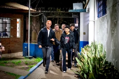 Mayra Mendoza impulsa un nuevo SUM en Quilmes Oeste con apoyo municipal