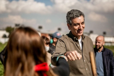 Retenciones en pausa, votos en juego: la tercera vía le marca la cancha a Milei