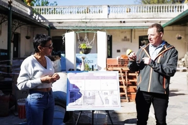 Mayra Mendoza recorrió los avances de las obras de la Escuela Agraria Nº1 “El Dorado” de Quilmes Oeste