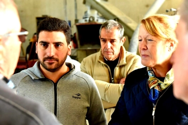 Intendente bonaerense acusa al Concejo Deliberante: apuntó a LLA y al peronismo de querer destituirlo