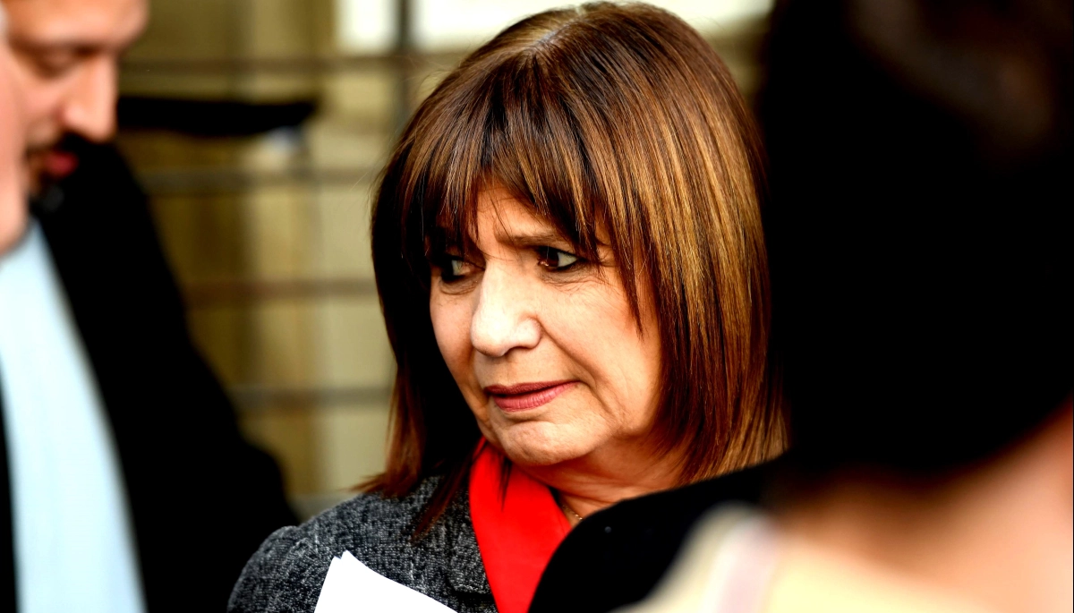 “No haría lo que hizo él”: Bullrich cruzó a Kicillof por su mensaje sobre el Triple Crimen de Florencio Varela