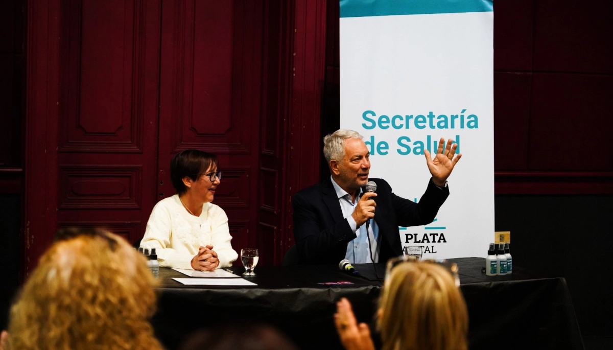 De cara al verano: Alak lanzó el Plan de Prevención contra el Dengue 2025/2026 en La Plata