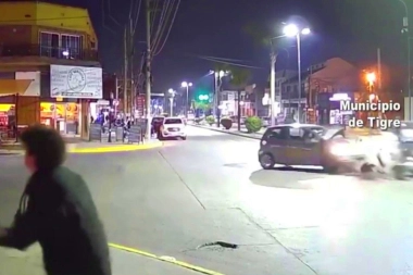 La imprudencia de un conductor provocó un tremendo choque en Benavidez