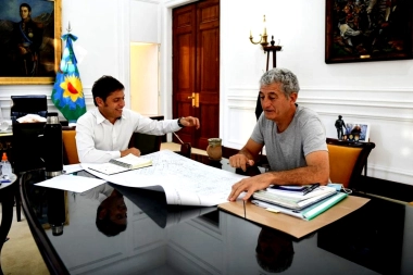 Concejal libertario arremetió contra un intendente kicillofista: lo acusó de “asaltar” y “estafar” a los vecinos