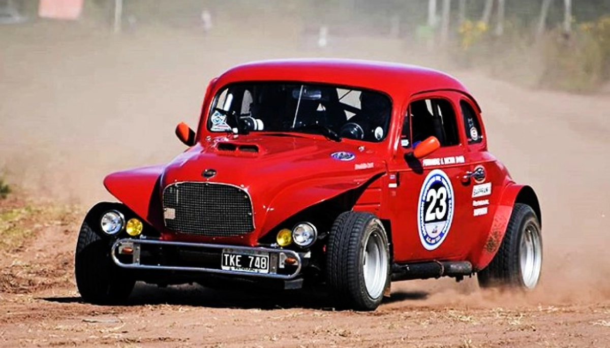 Roque Pérez revive el automovilismo histórico con las carreras “Cupecitas” en el Circuito “Beguerie”