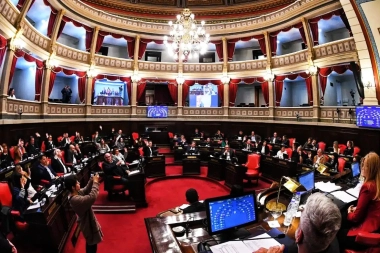 Sesión en el Senado: se volvió a patear el endeudamiento y el oficialismo busca seguir negociando