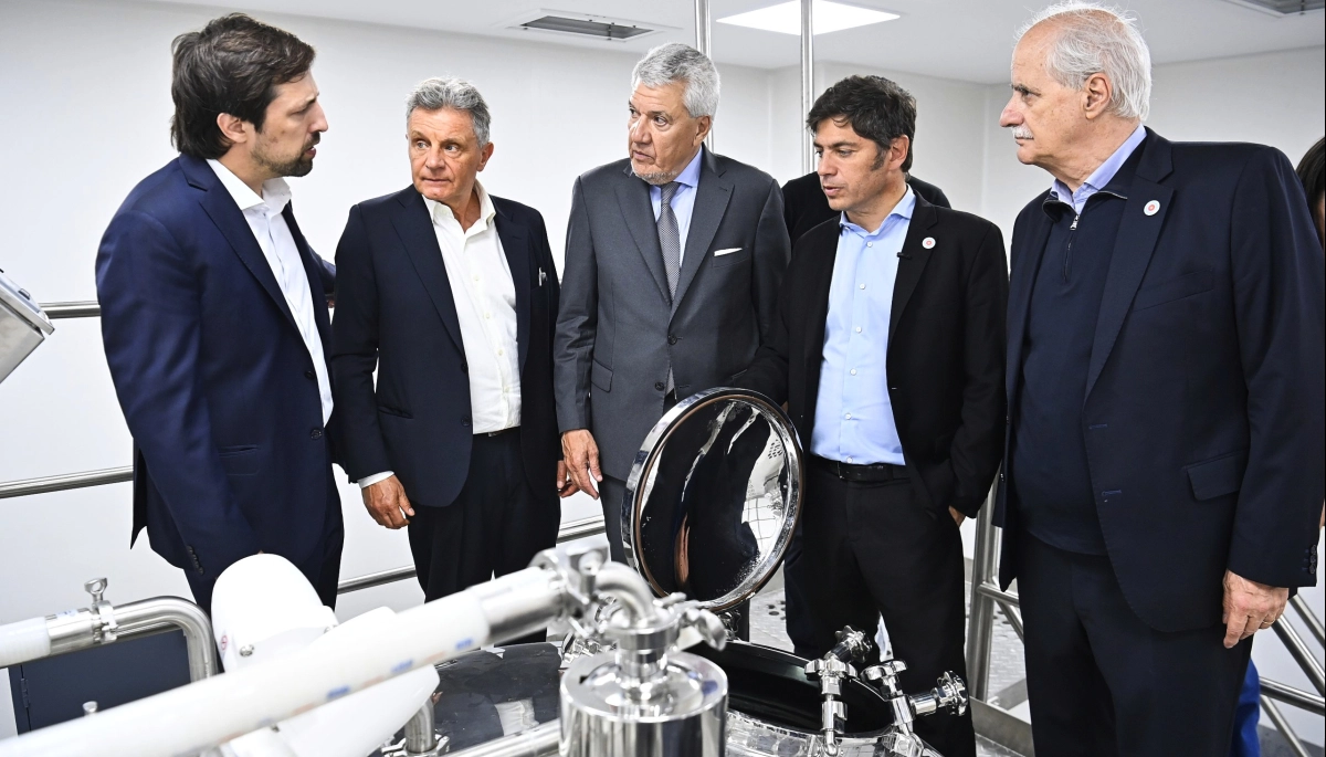 Kicillof y Taiana visitaron Mar del Plata y recorrieron las fábricas en el Parque Industrial local