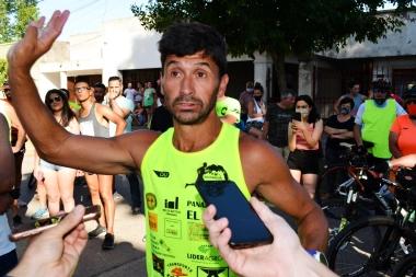 Sciaini participó de la presentación de la “6ª Travesía Consecutiva de KM Solidarios” en Roque Pérez