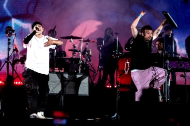 Trueno se mezcló con el sonido único de Gorillaz en “The Manifesto”, su nuevo single