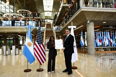Jorge Macri recibió a Simone Biles, la mejor gimnasta del mundo, “Huésped de honor” de CABA