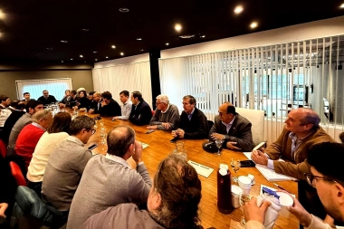 El radicalismo bonaerense diagramó agendas en sus comités para decidir que camino tomar en las elecciones