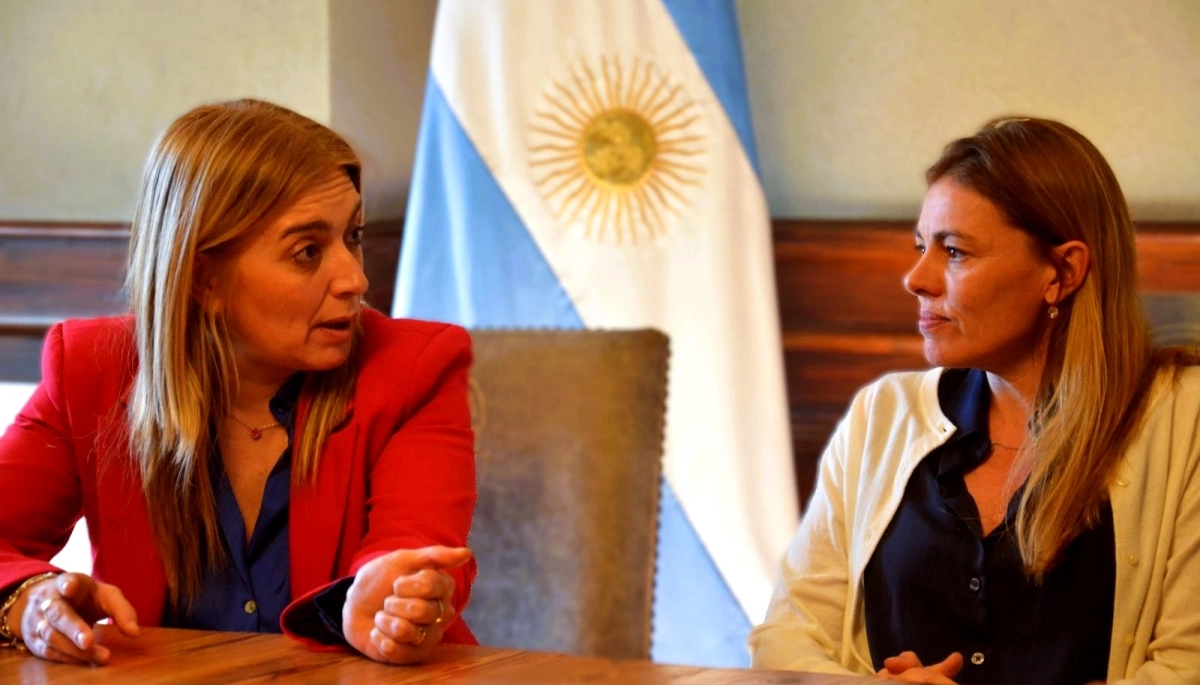 Entre críticas a la grieta y sus proyecciones, Danya Tavela analizó la política actual desde Provincias Unidas