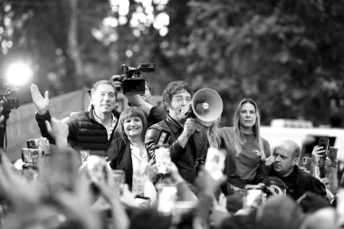 Acto fallido en Tres de Febrero: la interna libertaria deja a Milei casi solo