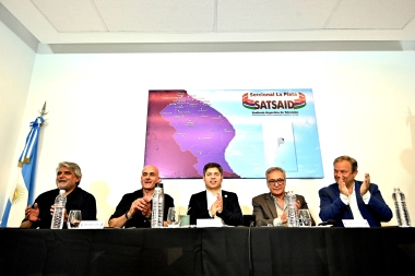 En otro guiño al sindicalismo, Kicillof visitó la nueva sede de la obra social del SATSAID en Almirante Brown