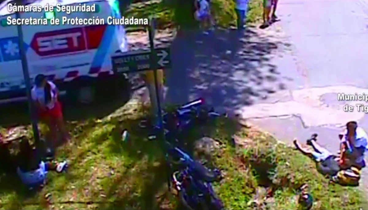 Dos motociclistas fueron trasladados al hospital luego de un choque brutal en El Talar