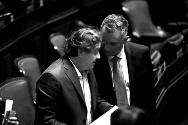 Los tres episodios de la Sesión Preparatoria del Senado: abrazo, pelea por la vicepresidencia y las internas a full