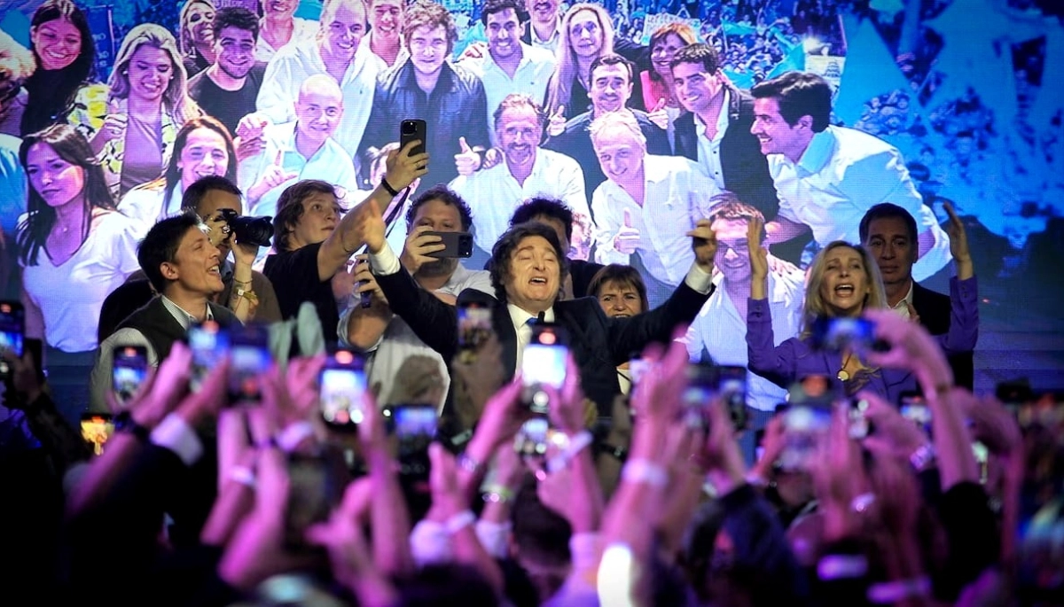 Milei endurece su postura tras la victoria: descartó dialogar con Kicillof y lo tildó de “parte del problema”