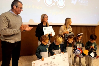 Rauch premió el uso responsable de la bicicleta: se entregaron los galardones del 2º Concurso ‘Vamos en Bici’