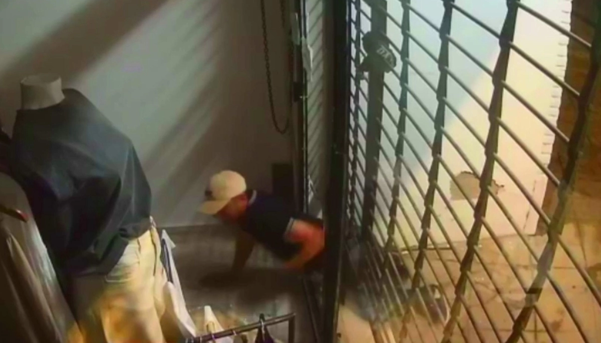 Tú cara me suena en Tres de Febrero: un sujeto asaltó en cuatro ocasiones la misma boutique