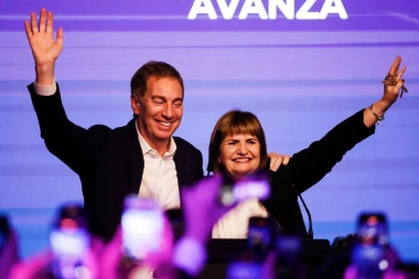 El listado completo de los municipios pintados de violeta: en cuántos y en qué distritos ganó La Libertad Avanza