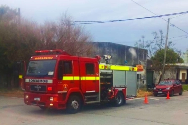 Desalojaron un colegio de Baradero cuando alumnos encontraron un paquete sospechoso en un baño