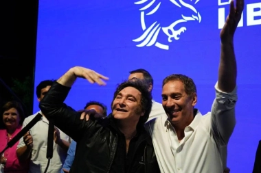 Tras el triunfo electoral, Santilli confirmó que quiere ser candidato a gobernador en 2027