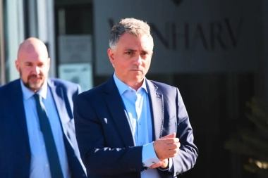 Pareja celebró la jornada electoral y dijo: “La Libertad Avanza está preparándose para gobernar la Provincia”