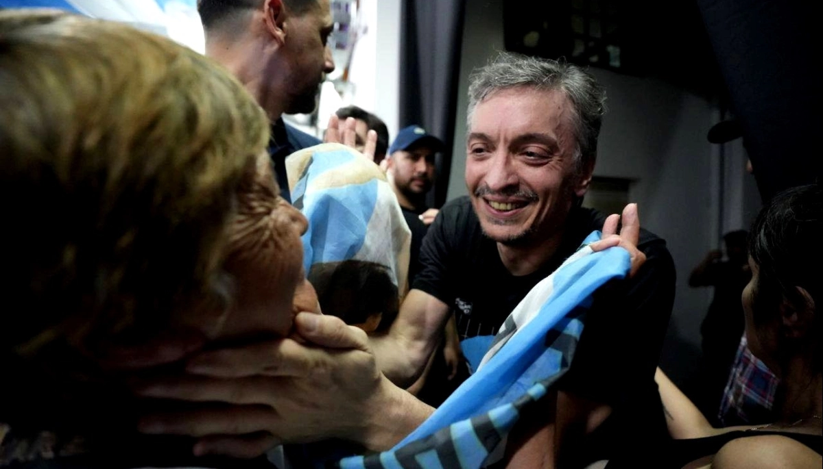 Máximo encendido: cruzó a Kicillof y agitó la interna del PJ bonaerense al defender a Cristina