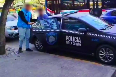 Cayó un estafador en Ituzaingó: clonaba tarjetas para comprar pasajes aéreos y revenderlos más baratos