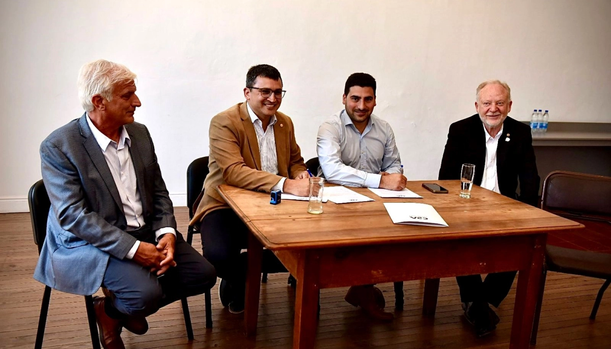 Egüen avanza en 25 de Mayo: convenio con Agrimensura para regularizar viviendas sociales