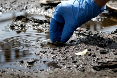 Detectan niveles peligrosos de arsénico en el agua de 16 municipios bonaerenses