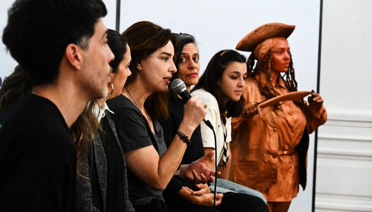 13° Encuentro de Estatuas Vivientes llena de magia las plazas de Bahía Blanca