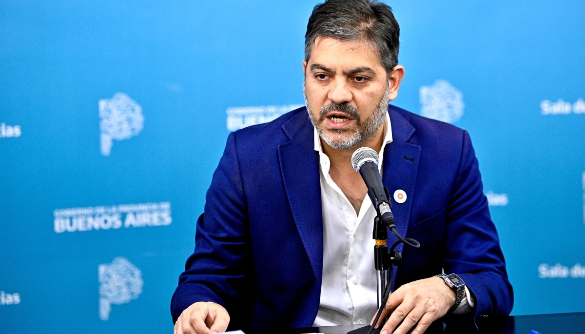 Bianco mostró los números bonaerenses y apuntó a Milei por el freno de obras y fondos