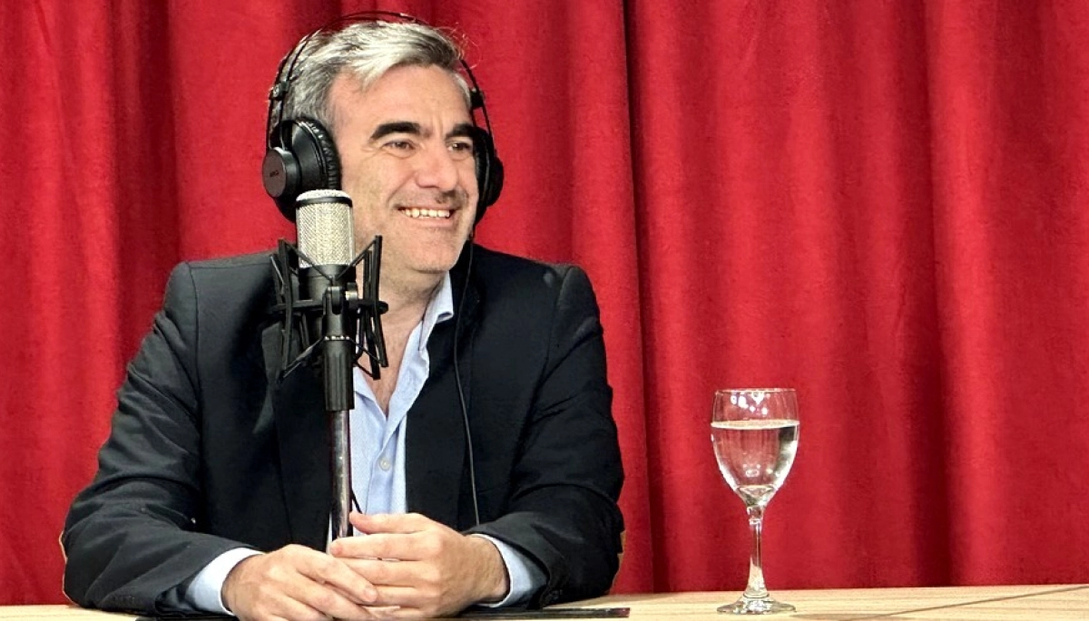 De Urraza y los libertarios van por la autonomía municipal, boleta única y baja de impuestos