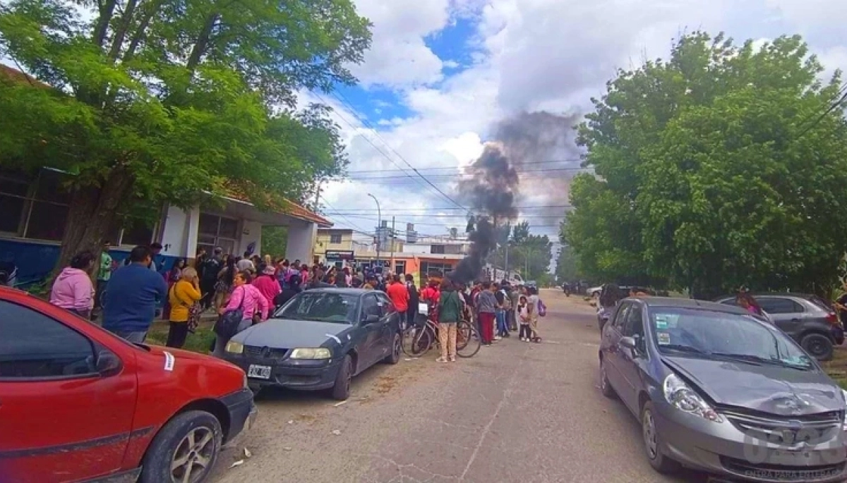 Violencia extrema en Mar del Plata: incendiaron la casa de un chico de 10 años acusado de abuso en la escuela
